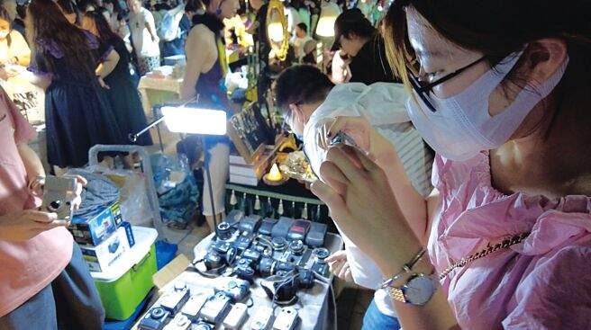 循環經濟的溢價效應：二手奢侈品與轉售平台如何成為消費者的投資組合？